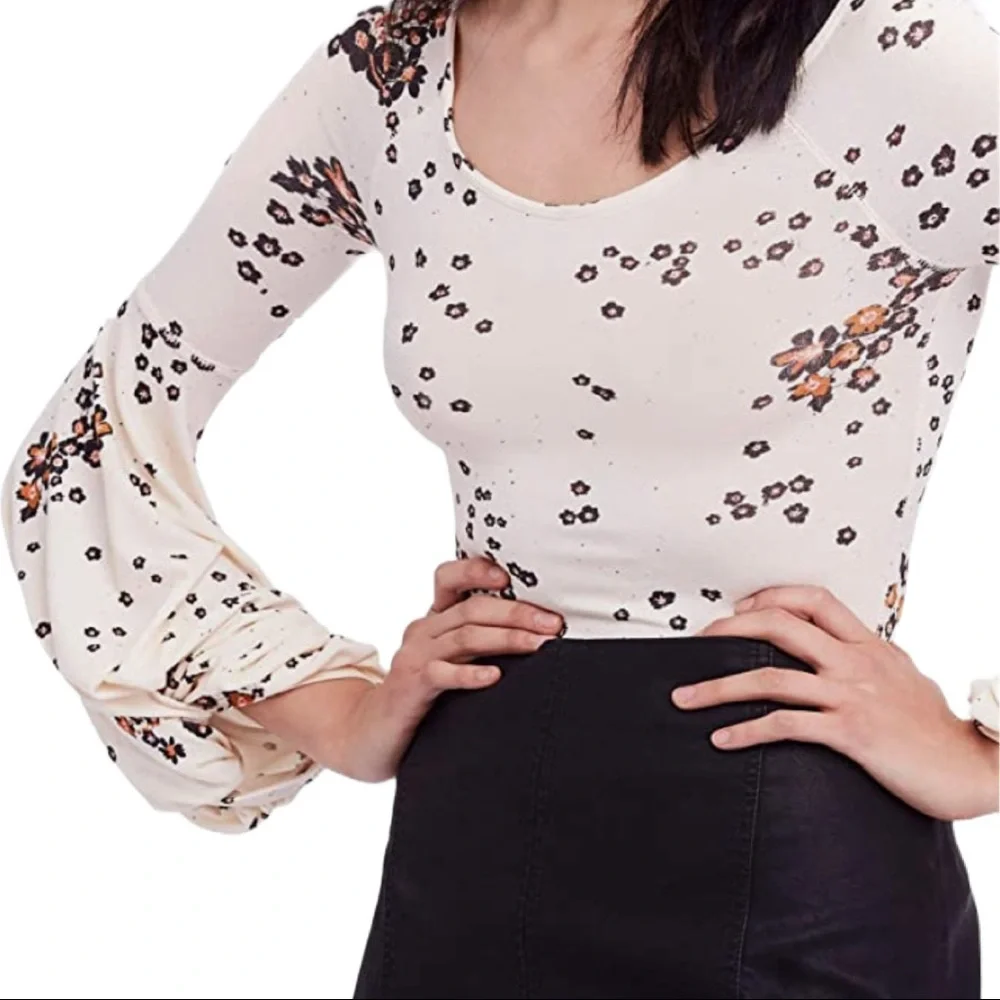 NEW Free People To The Tropics Bodycon Top Cream Tea Floral Print Size XS - Picture 4 of 13